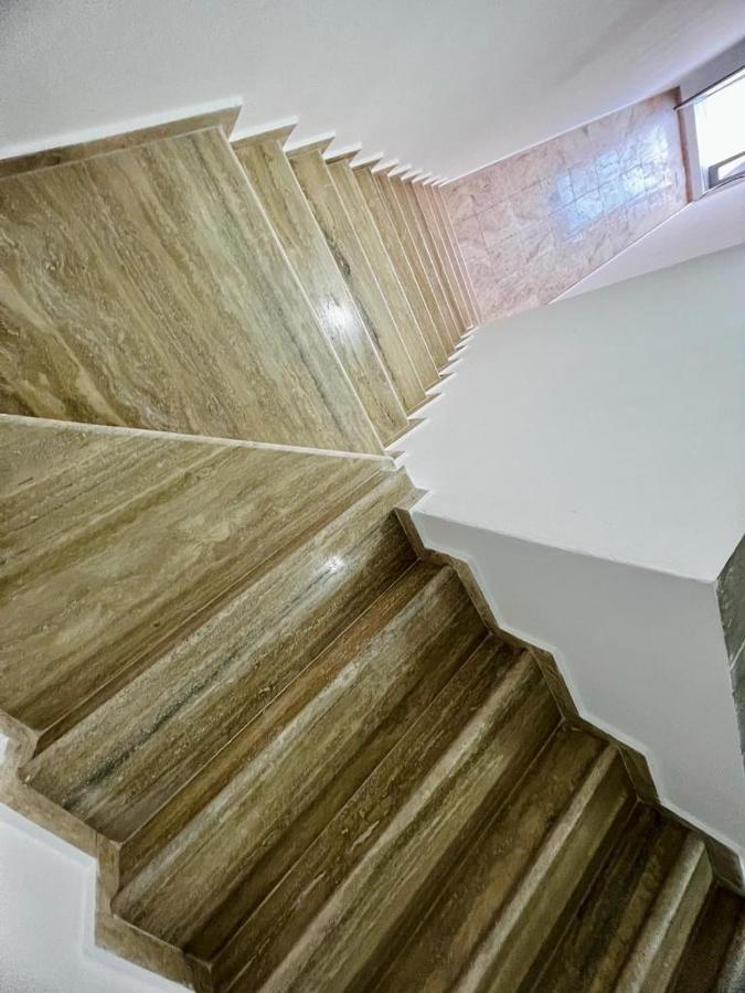 בראט Kristian Apartments מראה חיצוני תמונה