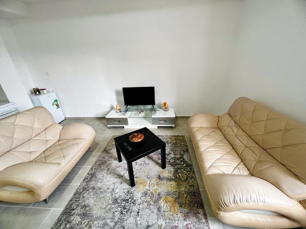 בראט Kristian Apartments מראה חיצוני תמונה