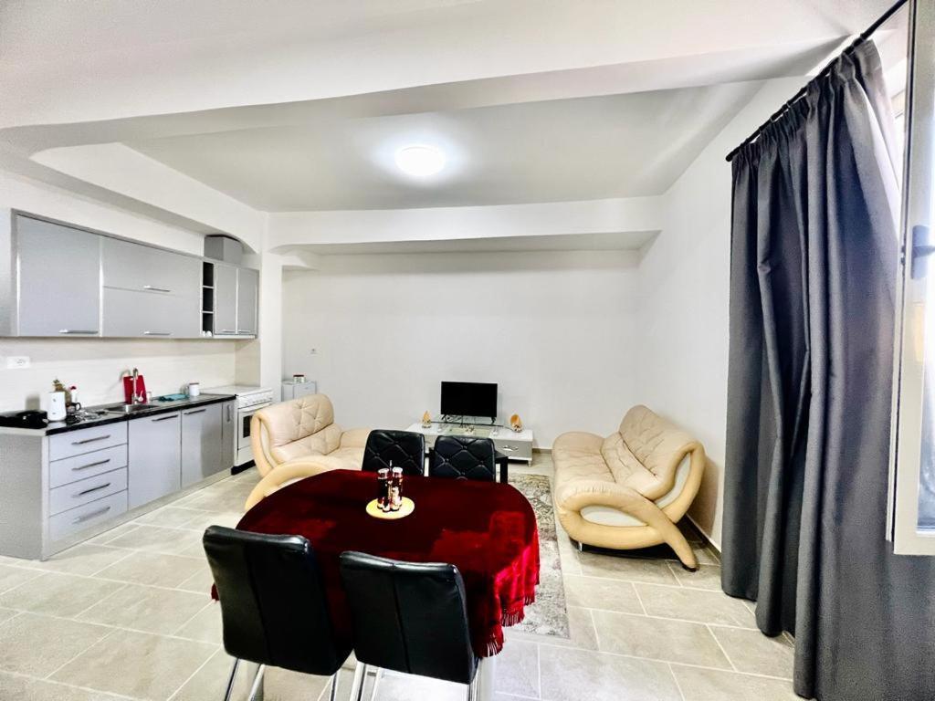 בראט Kristian Apartments מראה חיצוני תמונה